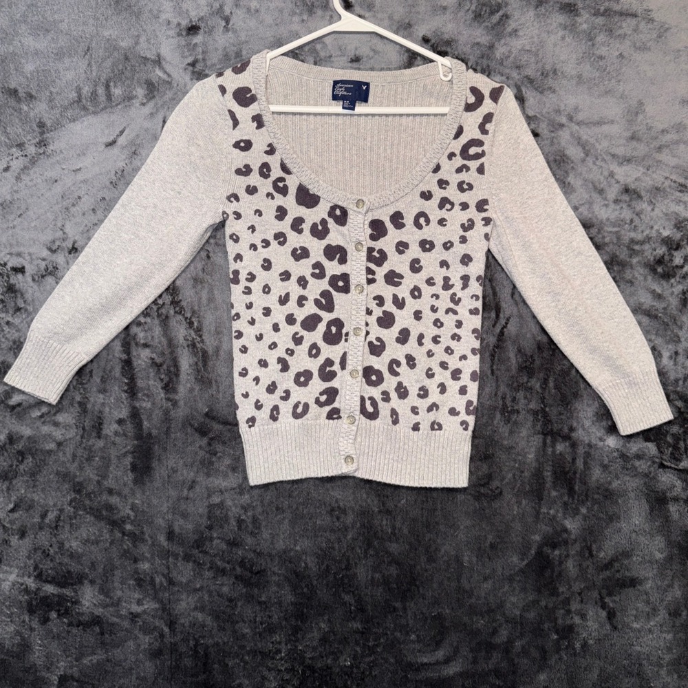American Eagle Gray Leopard Print Button Front Cardigan Sweater Cotton Wool Med